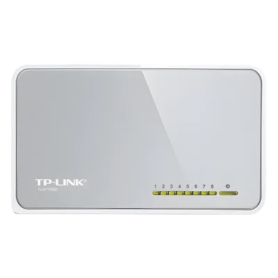Switch de escritorio / 8 puertos / 10/100 Mbps / Auto-MDI/MDIX / Green Ethernet / 5.3x3.1x0.9 in
